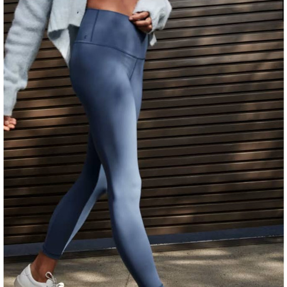 Everlane The Perform Legging Ankle Blue Large NWT - Picture 3 of 6